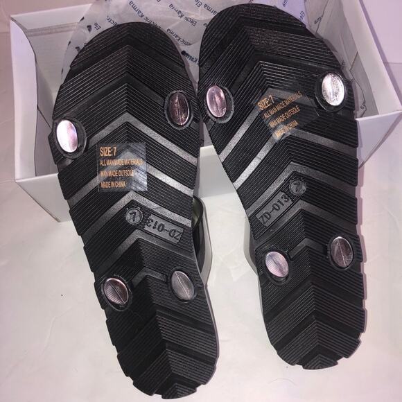 Electric Karma Grove Pewter Slides Sandals - Picture 13 of 15